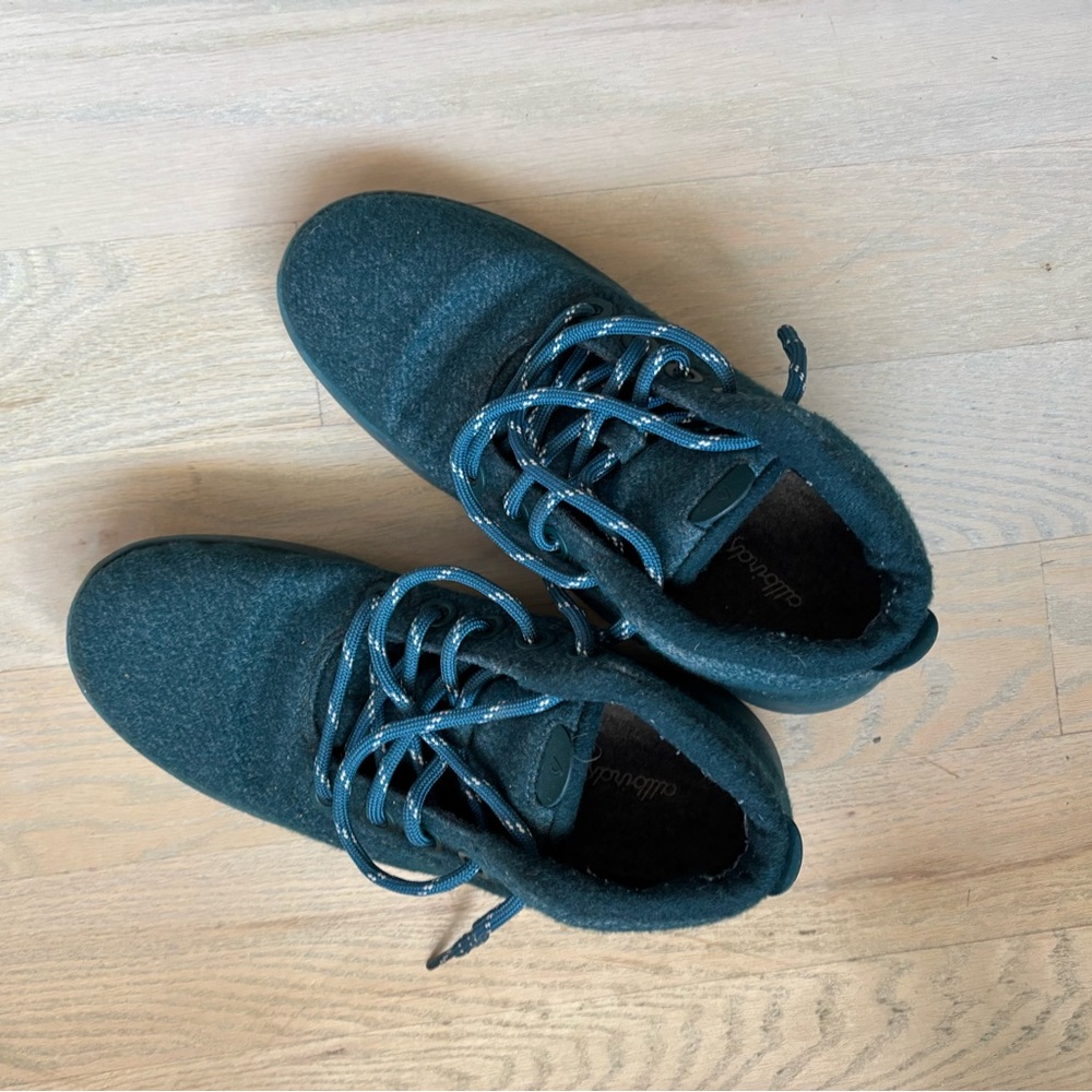 Allbirds Wool Runner Up Mizzle in Dark Green